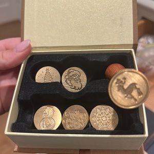 Holiday wax seal stamp kit with colored waxes